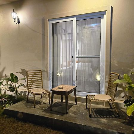 Hotel Blossom Покхара Экстерьер фото