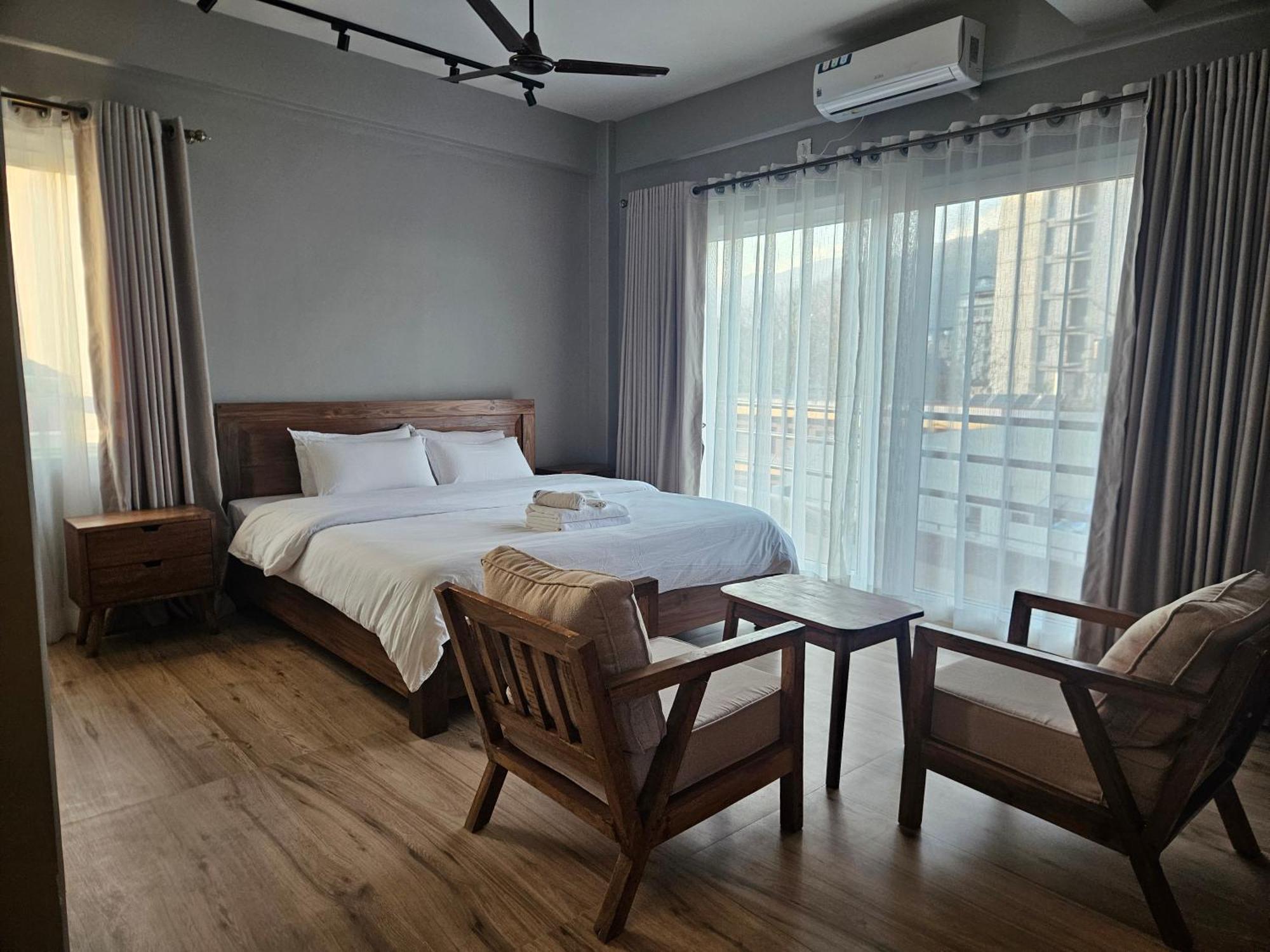 Hotel Blossom Покхара Номер фото