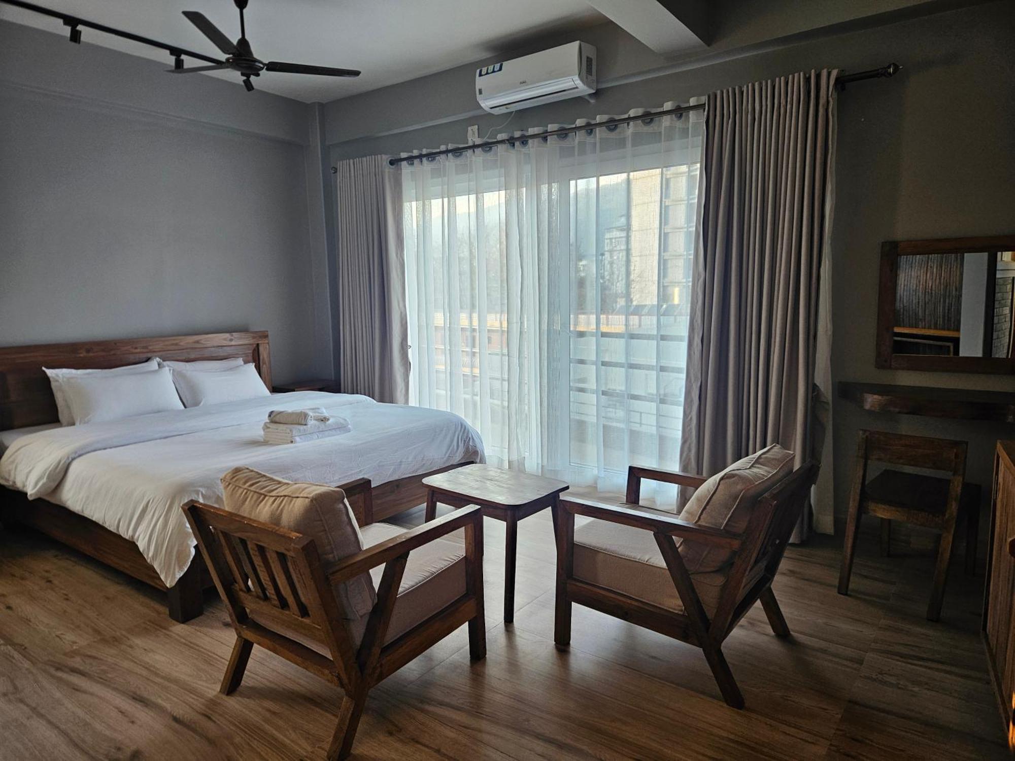 Hotel Blossom Покхара Номер фото