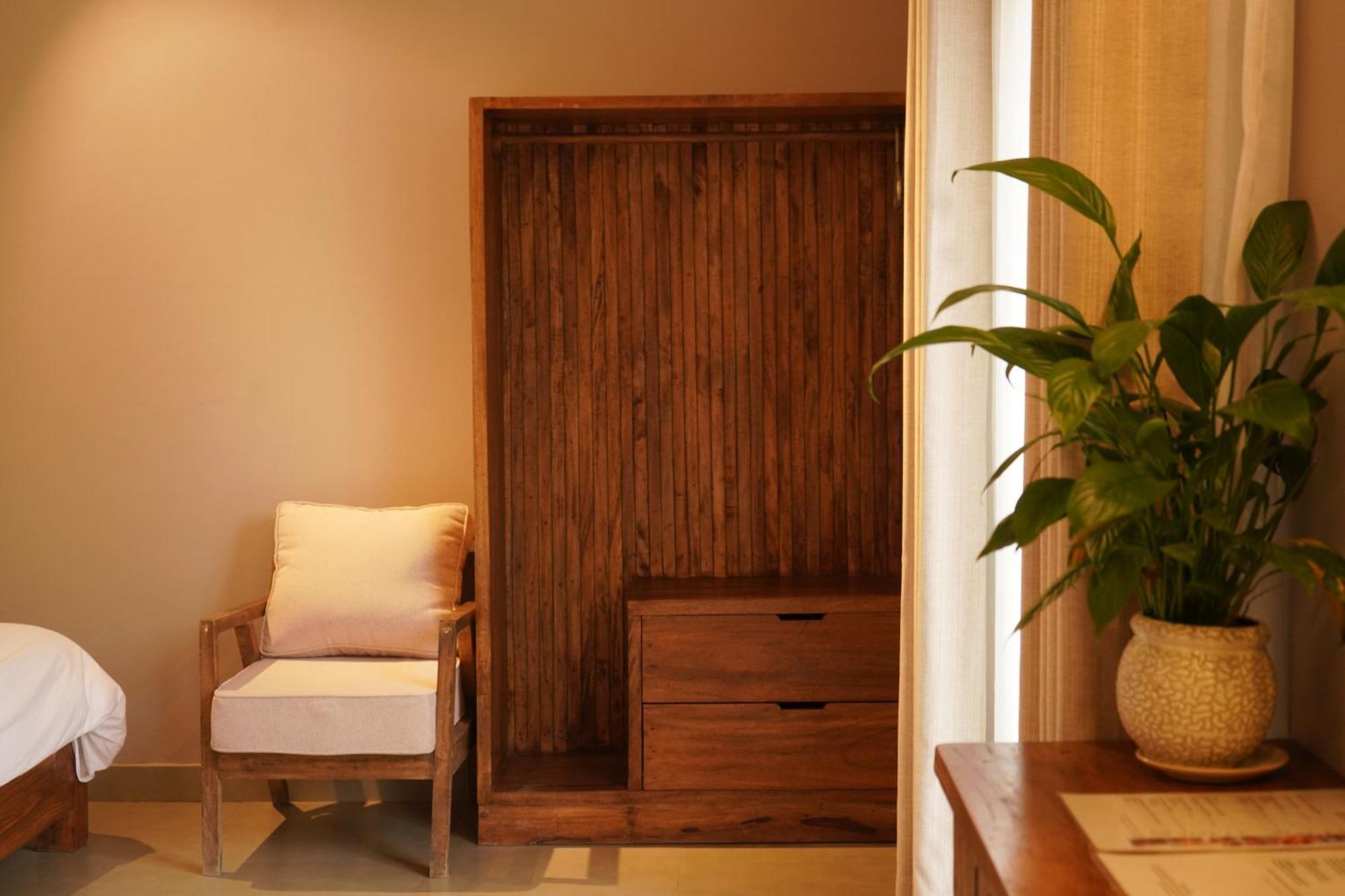 Hotel Blossom Покхара Экстерьер фото