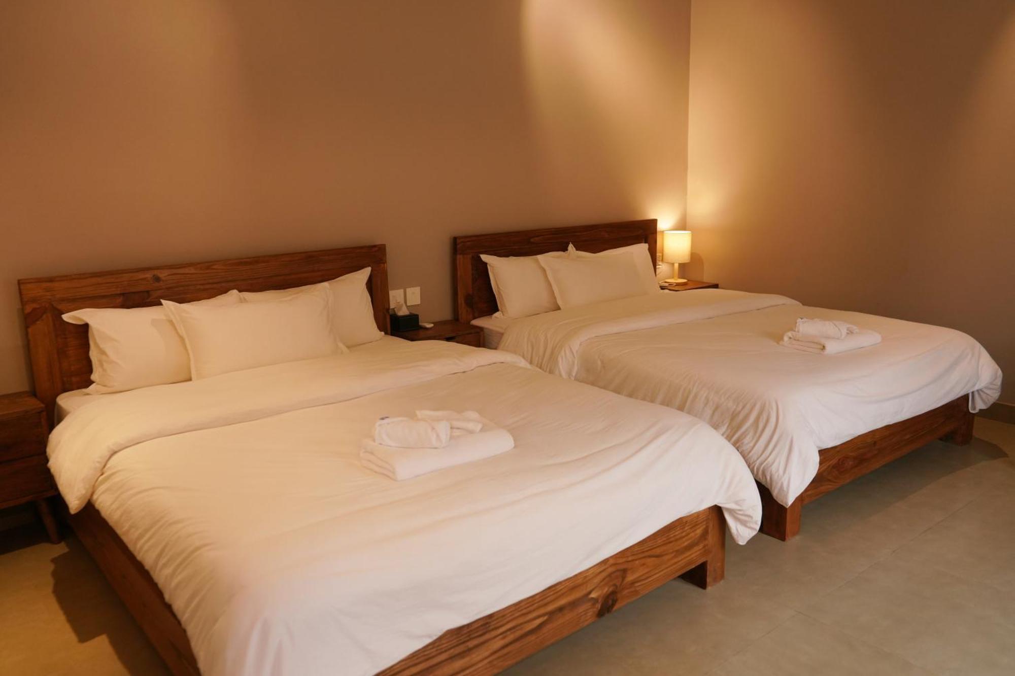 Hotel Blossom Покхара Экстерьер фото