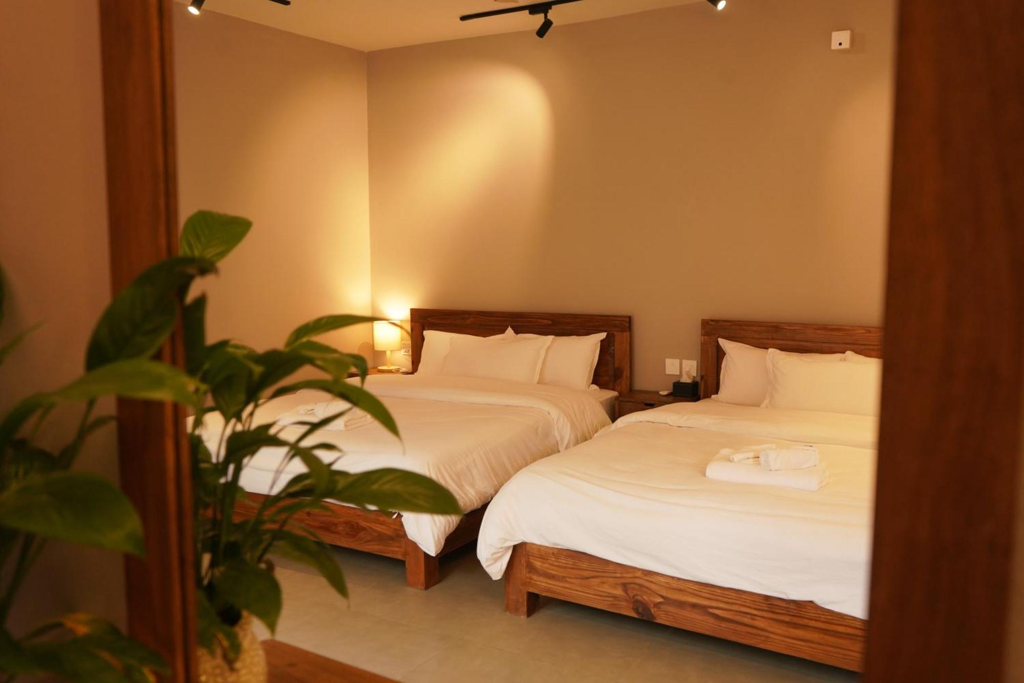 Hotel Blossom Покхара Экстерьер фото